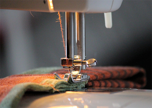 thread-a-sewing-machine-for-beginners